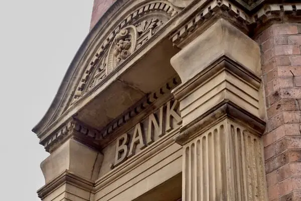 Krize bankovního sektoru nekončí. Objevily se nové, nečekané problémy