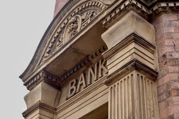 Krize bankovního sektoru nekončí. Objevily se nové, nečekané problémy