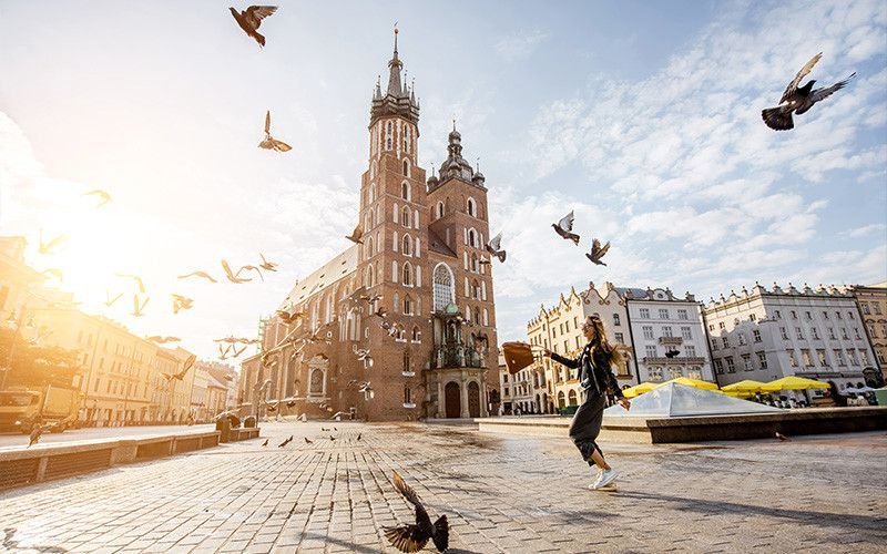 Polsko nás dohání ve všech směrech. Někde už je dokonce dál, než my.