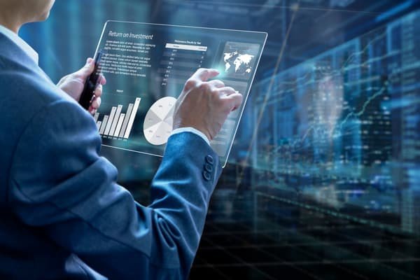 Rizika při investování– tržní, měnové, riziko likvidity nebo úrokové