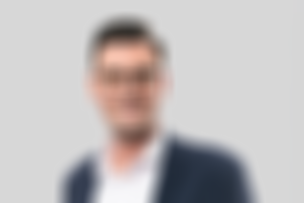 Portait von Geschäftsführer Kai-Uwe Weiler