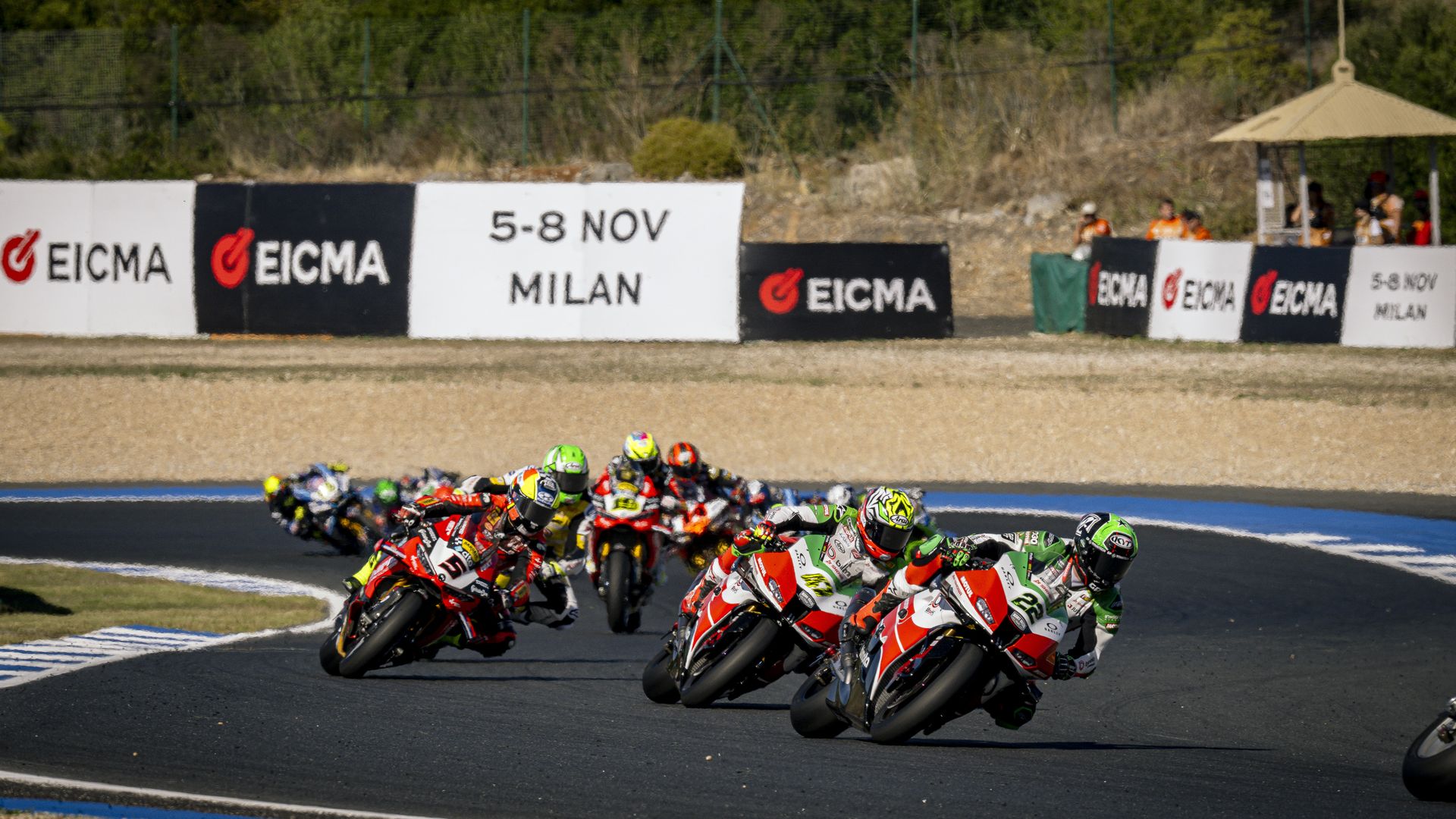 Top Five For Lowes In Opening Estoril Race