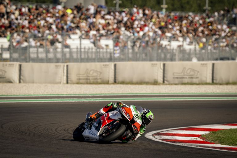 Lowes Takes Fifth Place In Final Cremona Race