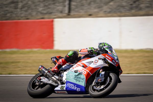 Hot Conditions At Home See Lowes Third Fastest