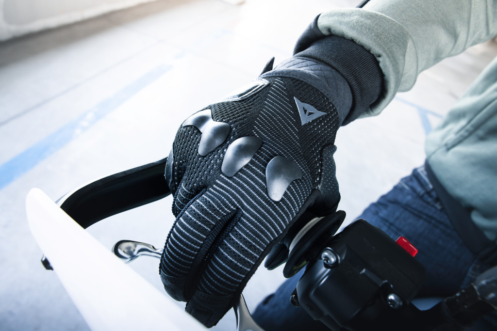 Unruly Ergo-Tek Gloves
