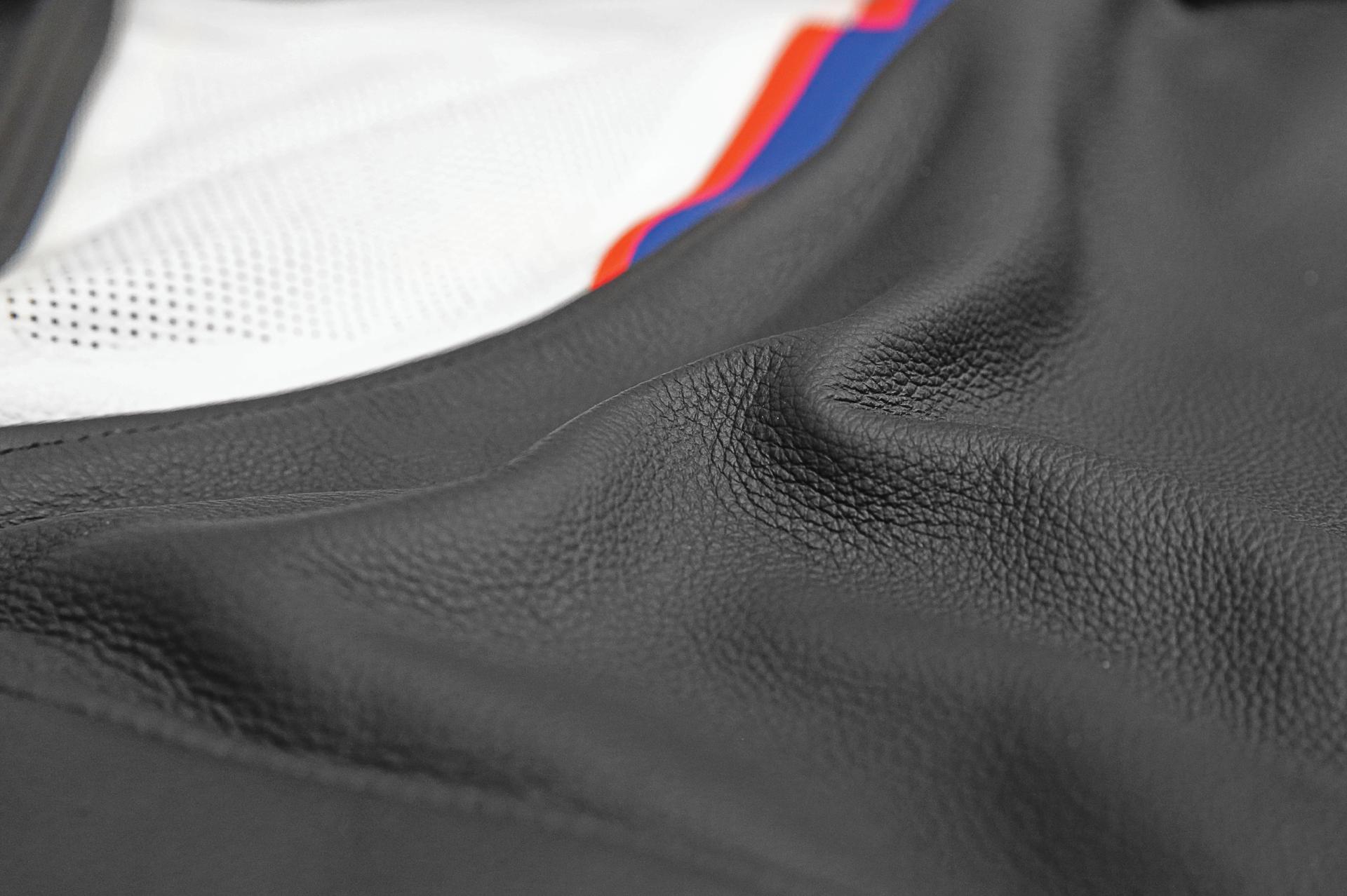 D-Skin 2.0 leather 
