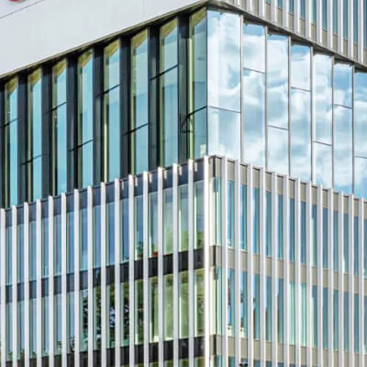 Canon 1R Venlo_header