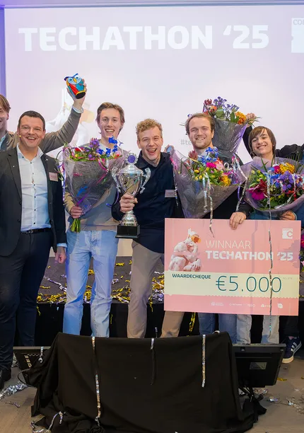Techathon 2025 - groepsfoto winnaar