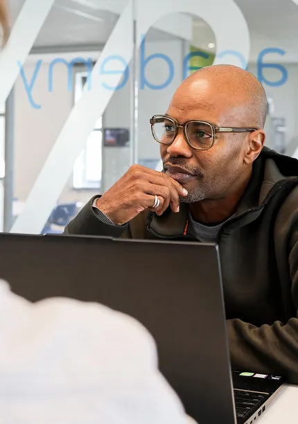 IT-projecten in beweging: ervaringen van een gedetacheerde specialist