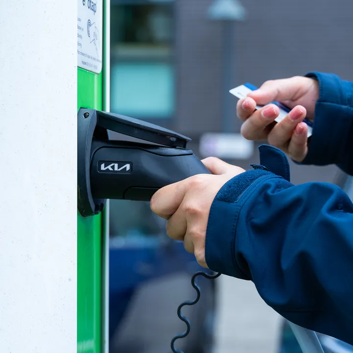 Thuisladers voor medewerkers - Unica e-mobility - slimme laadinfra