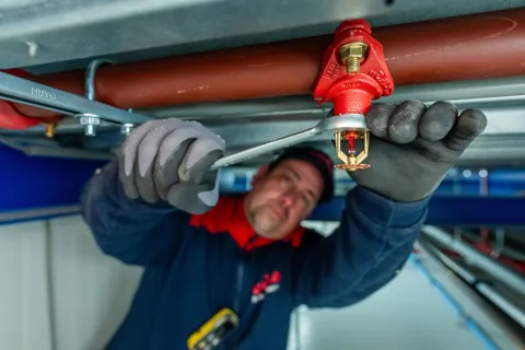 Sprinklerinstallatie monteren