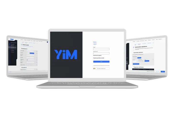Drie aanzichten van laptops met daarop het YIM platform te zien