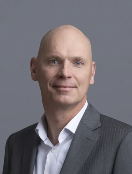 Unica CEO Jilko Andringa portret staand