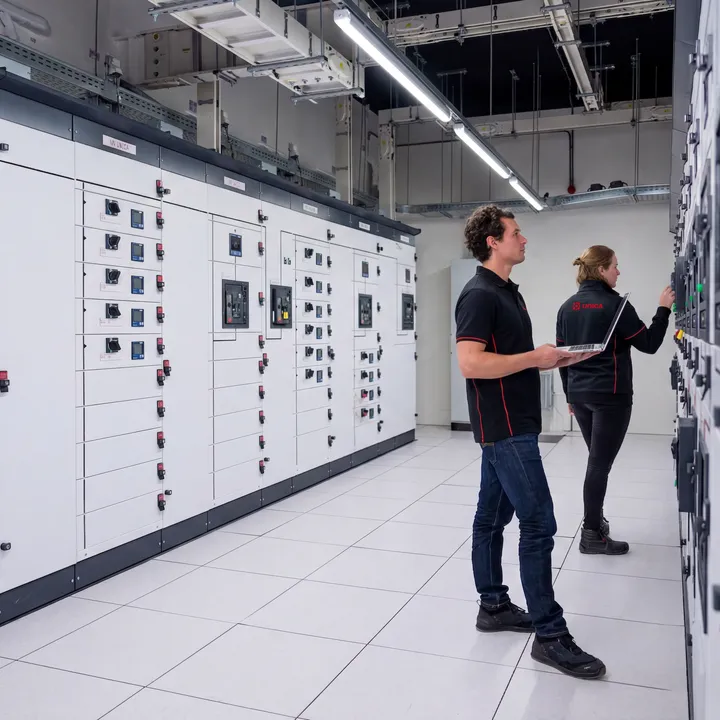 unica-datacenter-branded-13