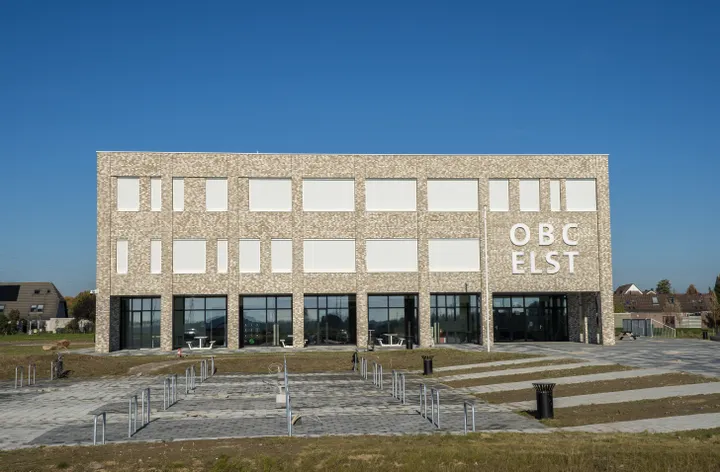 Overbetuwe college_schoolgebouw
