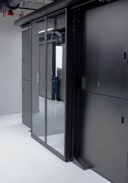 Datacenter kasten van cybersecurity bedrijf