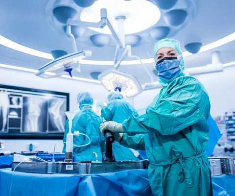 Operatiekamer Sint Maartens Kliniek met medewerkers