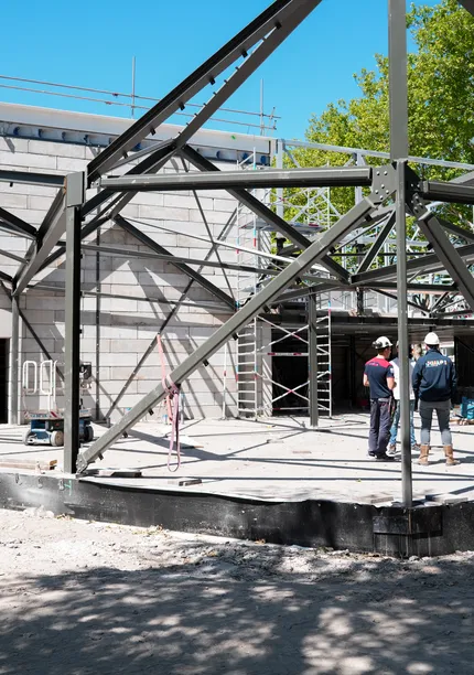 Unica Building Projects bij Poppodium Baroeg je ziet het begin van de bouw