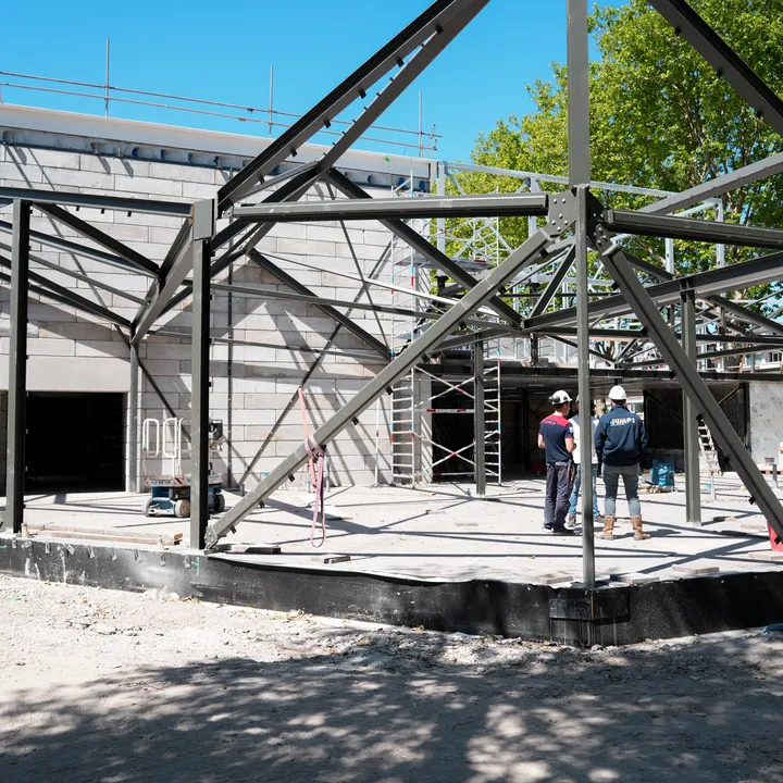 Unica Building Projects bij Poppodium Baroeg je ziet het begin van de bouw