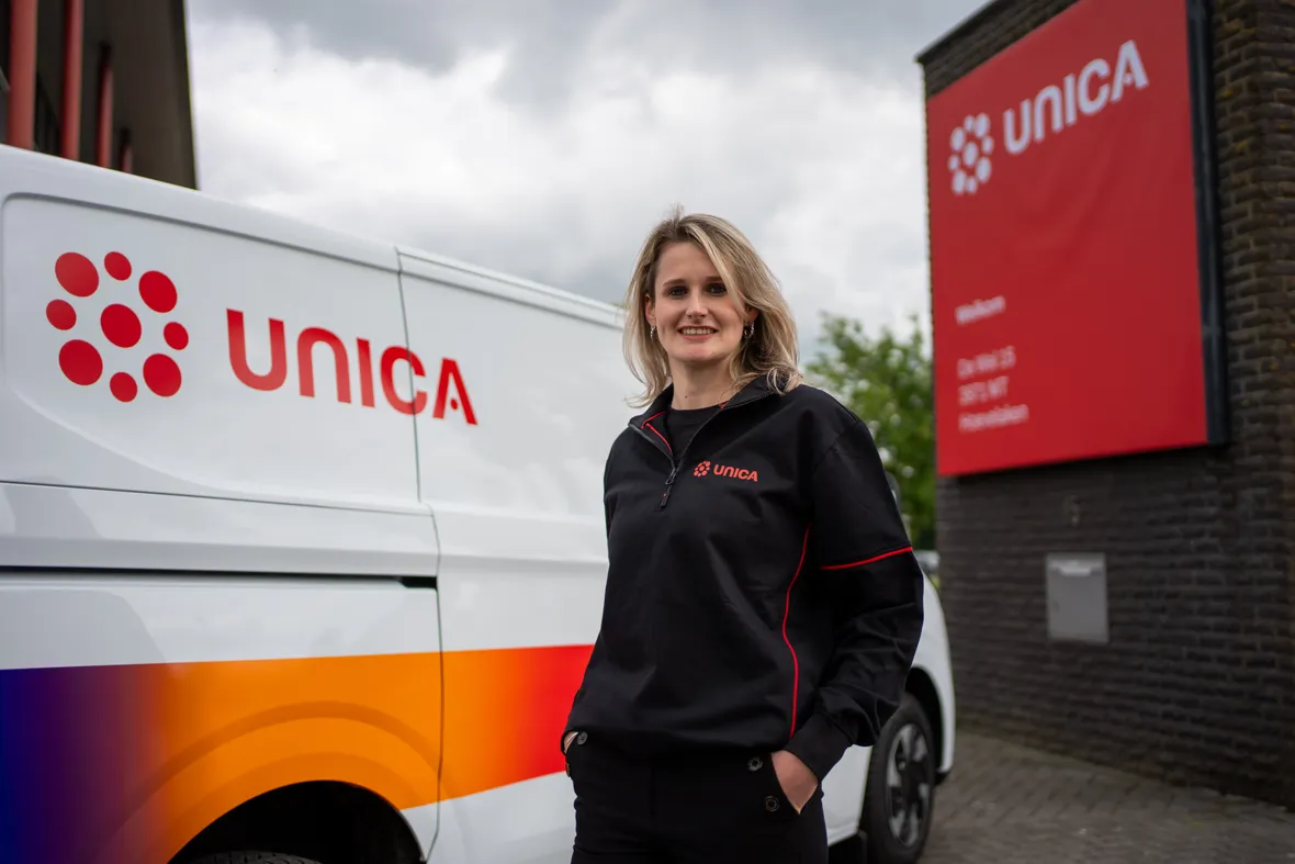 Unica_nieuwe bedrijfskleding EV servicebus-34
