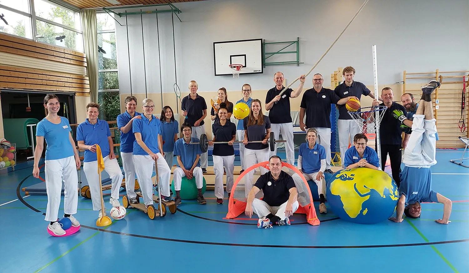 Gruppenbild mit dem Physioteam des Hegau-Jugendwerks Gailingen