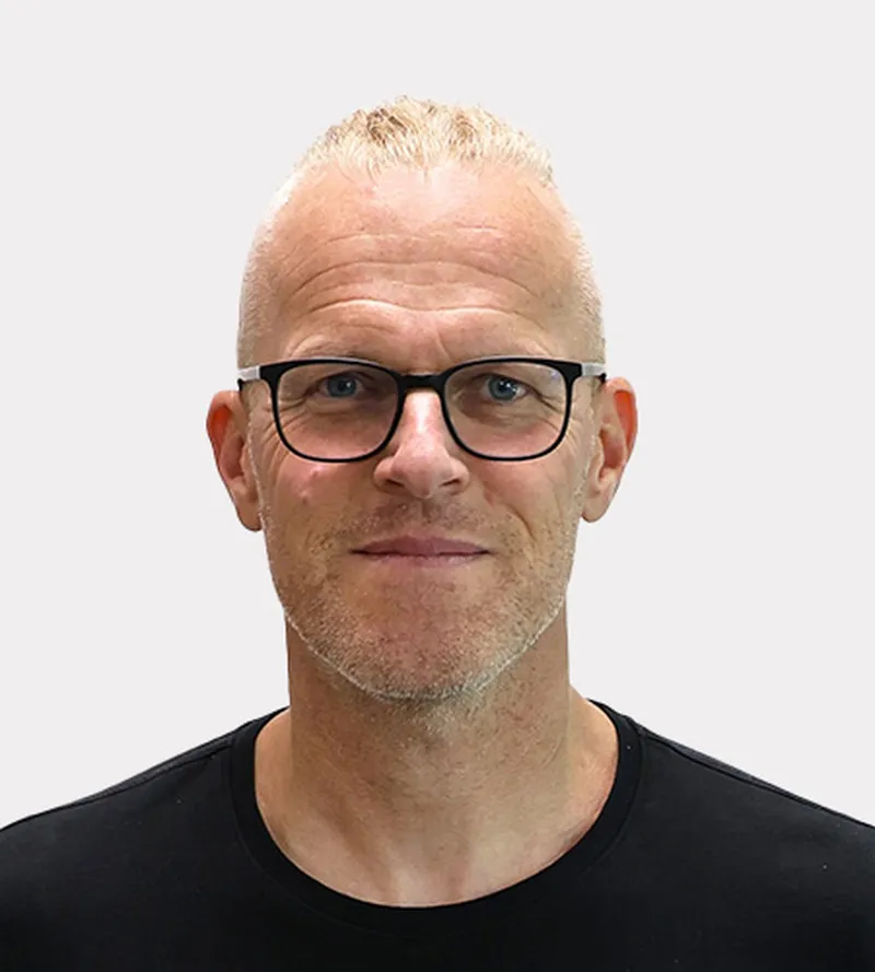 Diplom-Sozialpädagoge Matthias Haas Leitung Sozialpädagogischer Dienst Fachkraft für Tiergestützte Therapie, Beratung und Pädagogik  im Hegau-Jugendwerk Gailingen