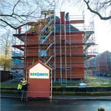 Haus mit Renowate Schild