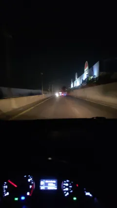 Photo alt text is missing.