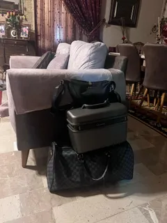 Photo alt text is missing.