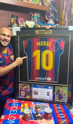 Photo alt text is missing.