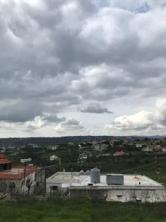 Photo alt text is missing.