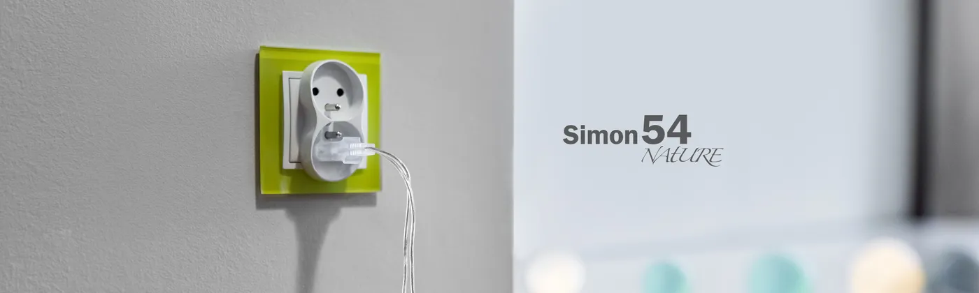 Plaque Simon 54 Nature dans une ambiance contemporaine