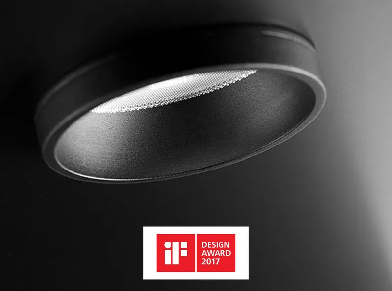 Detalhe do sistema de dupla orientação Simon Arch com selo IF Design Award 2017 no canto inferior esquerdo
