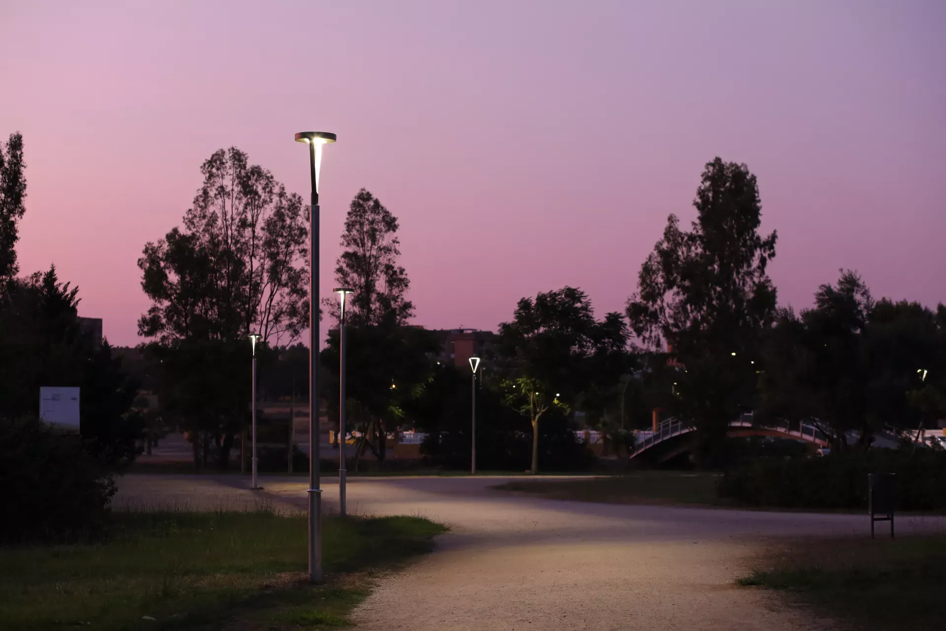 Simon Merak SXF Istanium LED road luminaire — outdoor public lighting