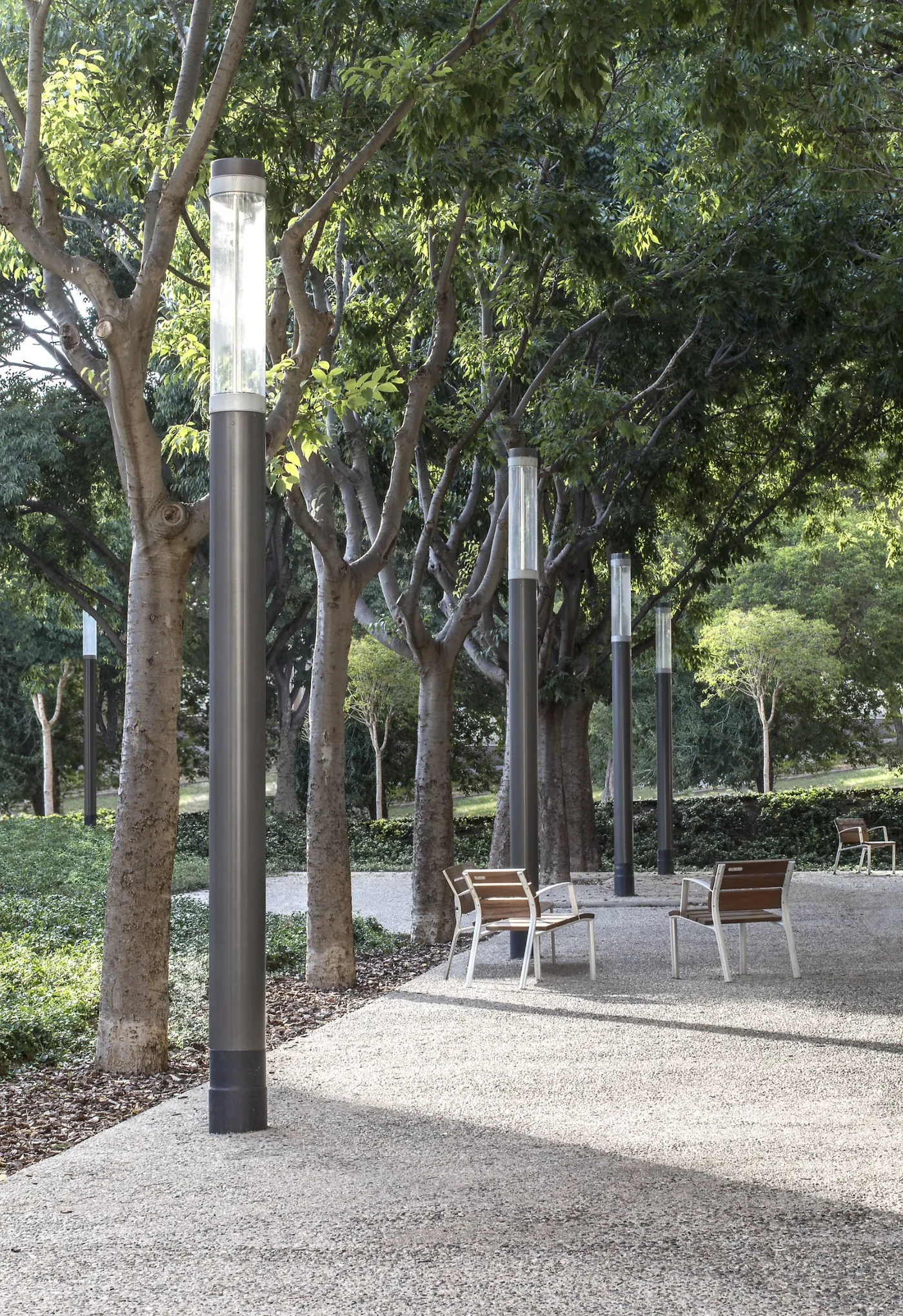Simon Kuma instaladas en entorno urbano residencial