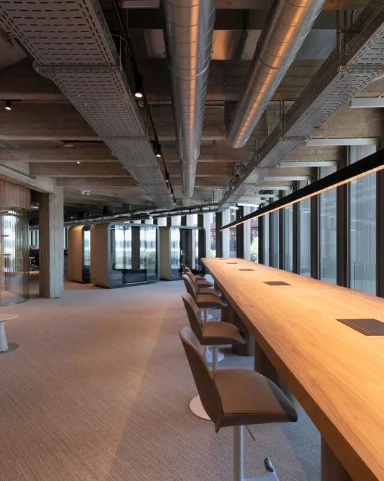 Switch Barcelona workspace — energy efficient operation