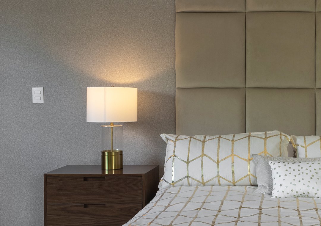 Residential setting with Simon 26 mechanisms — installation on a neutral wall.