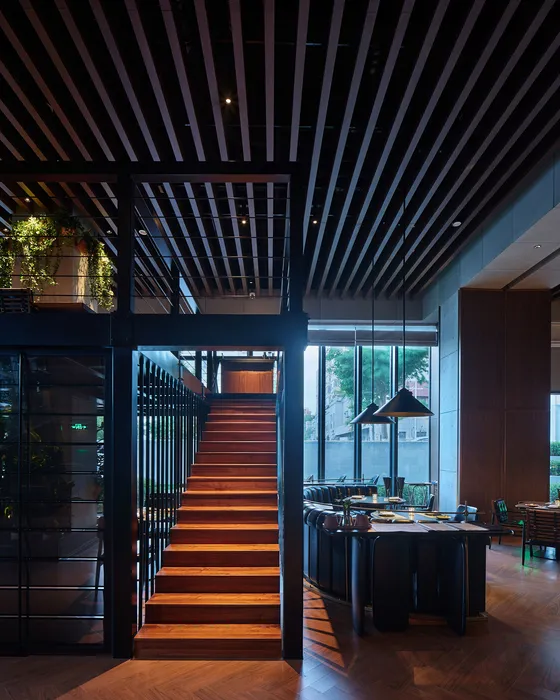 Aotuo hotel Qingdao — single point of contact for the project
