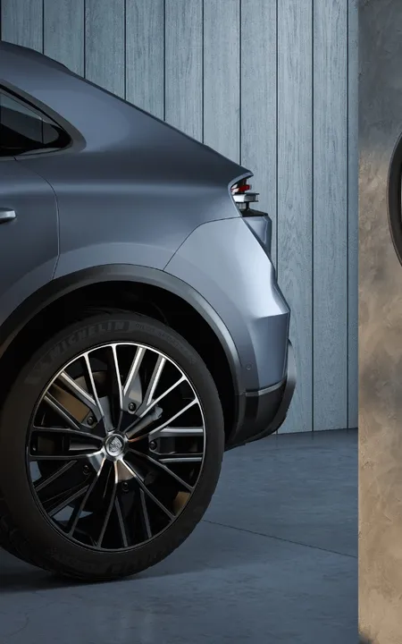 Simon — electric vehicle charging