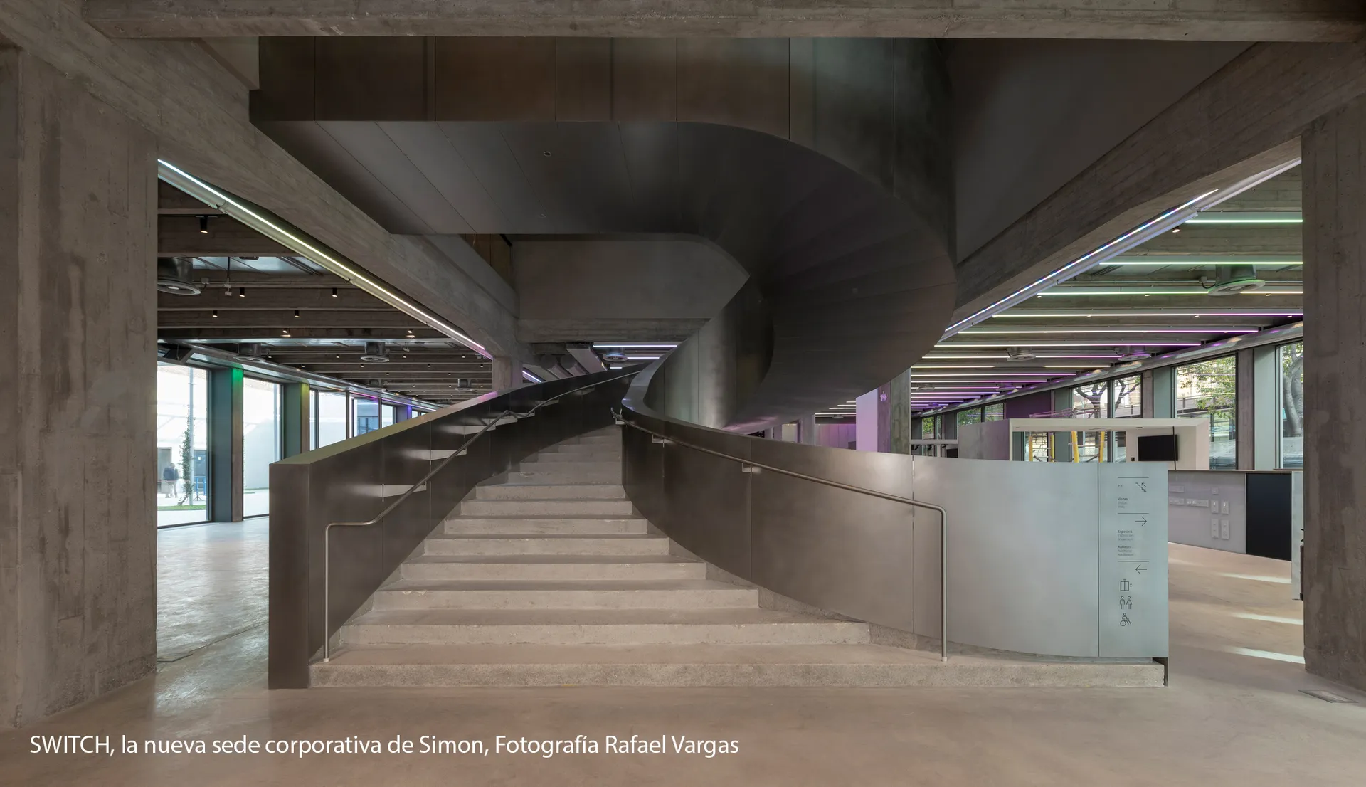 Simon reception hub — corporate space (real)