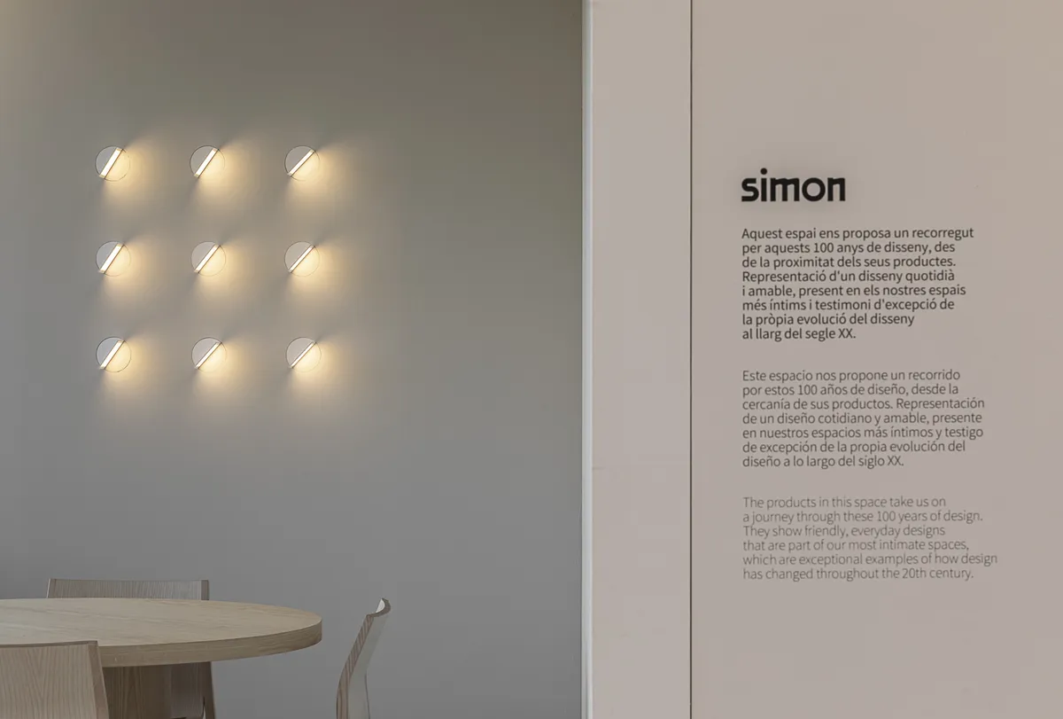 Aesthetic detail in a Signature reception