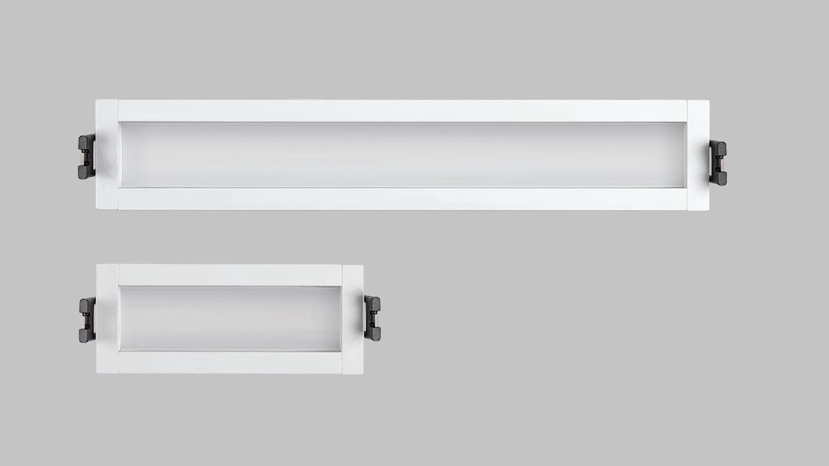 Two available sizes of Simon 712 linear: large size and small size on gray background