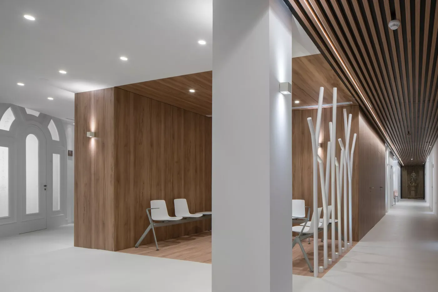 Sant Josep clinic — Signature interior