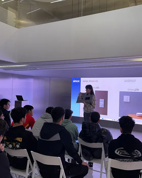 Simon Academy — knowledge applied to the future