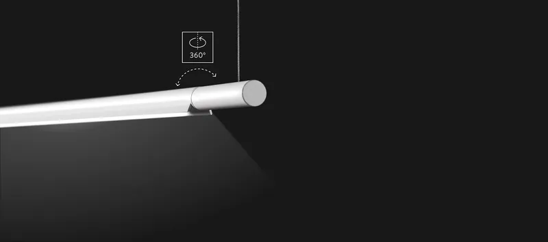 Detail of Simon Slim & Drop homogeneous light wash with 360° rotation over the action area