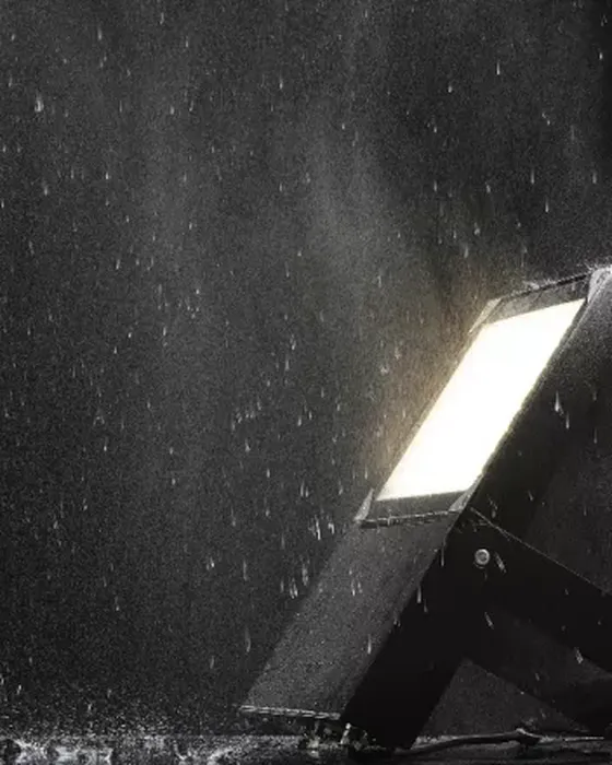 Simon Iraya spotlight self-cleaning system by rainwater to maintain lighting performance