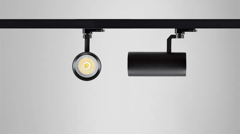 Detail of Simon 740 compact design with aluminium body