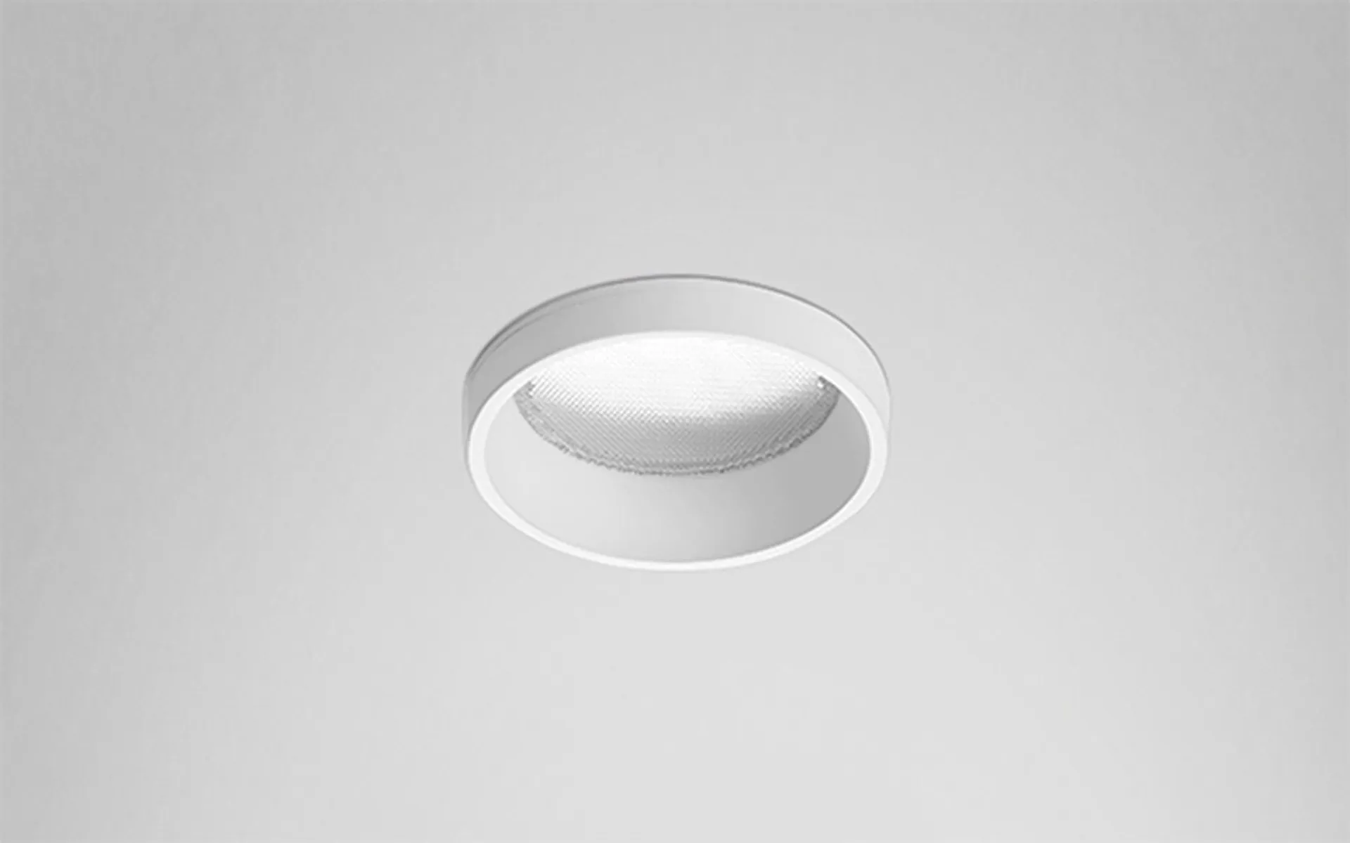 Downlight Simon Arch — claim de simplicidade e elegância geométrica