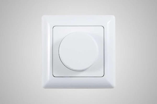 como-sacar-dos-puntos-de-luz-de-uno-solo