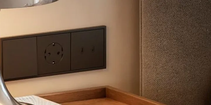 Simon electrical mechanisms — Switch and Sockets